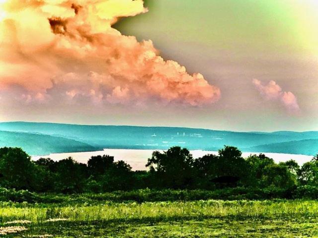 A Cayuga Lakefront Inn - Hotel Alt, Ithaca New York מראה חיצוני תמונה