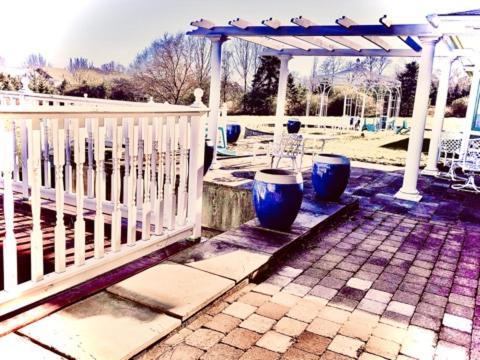 A Cayuga Lakefront Inn - Hotel Alt, Ithaca New York מראה חיצוני תמונה