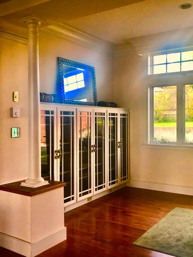 A Cayuga Lakefront Inn - Hotel Alt, Ithaca New York מראה חיצוני תמונה