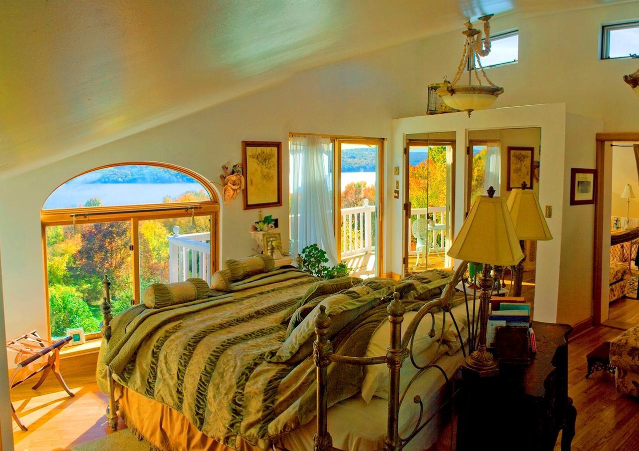 A Cayuga Lakefront Inn - Hotel Alt, Ithaca New York מראה חיצוני תמונה